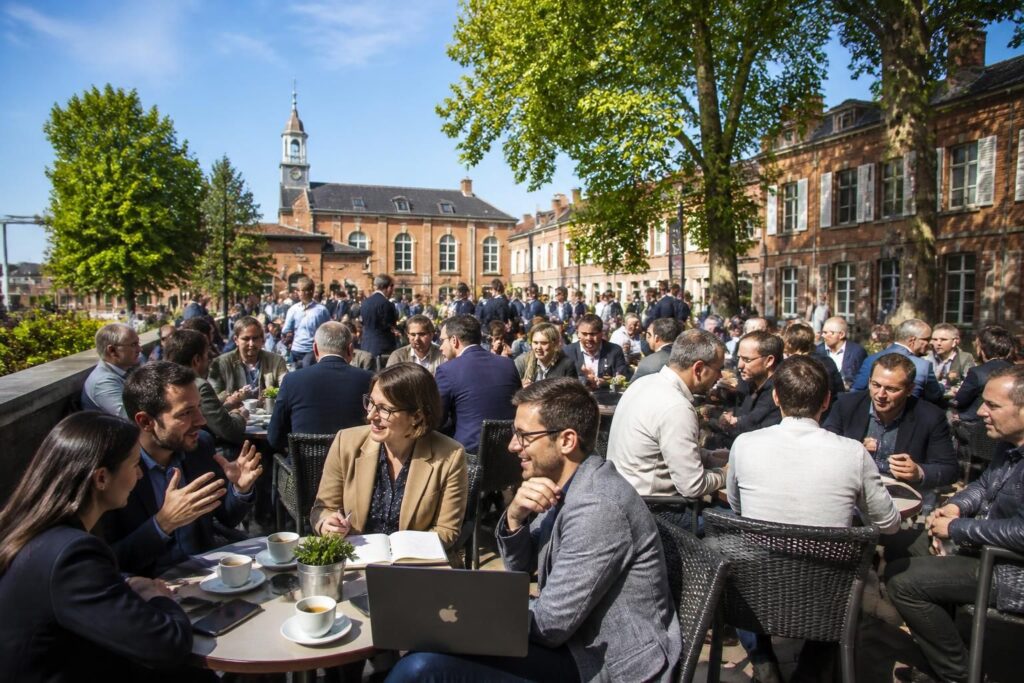 découvrez comment 70 entrepreneurs se sont réunis à bessières pour un café réseau dynamique, favorisant les échanges, les opportunités et le développement local.